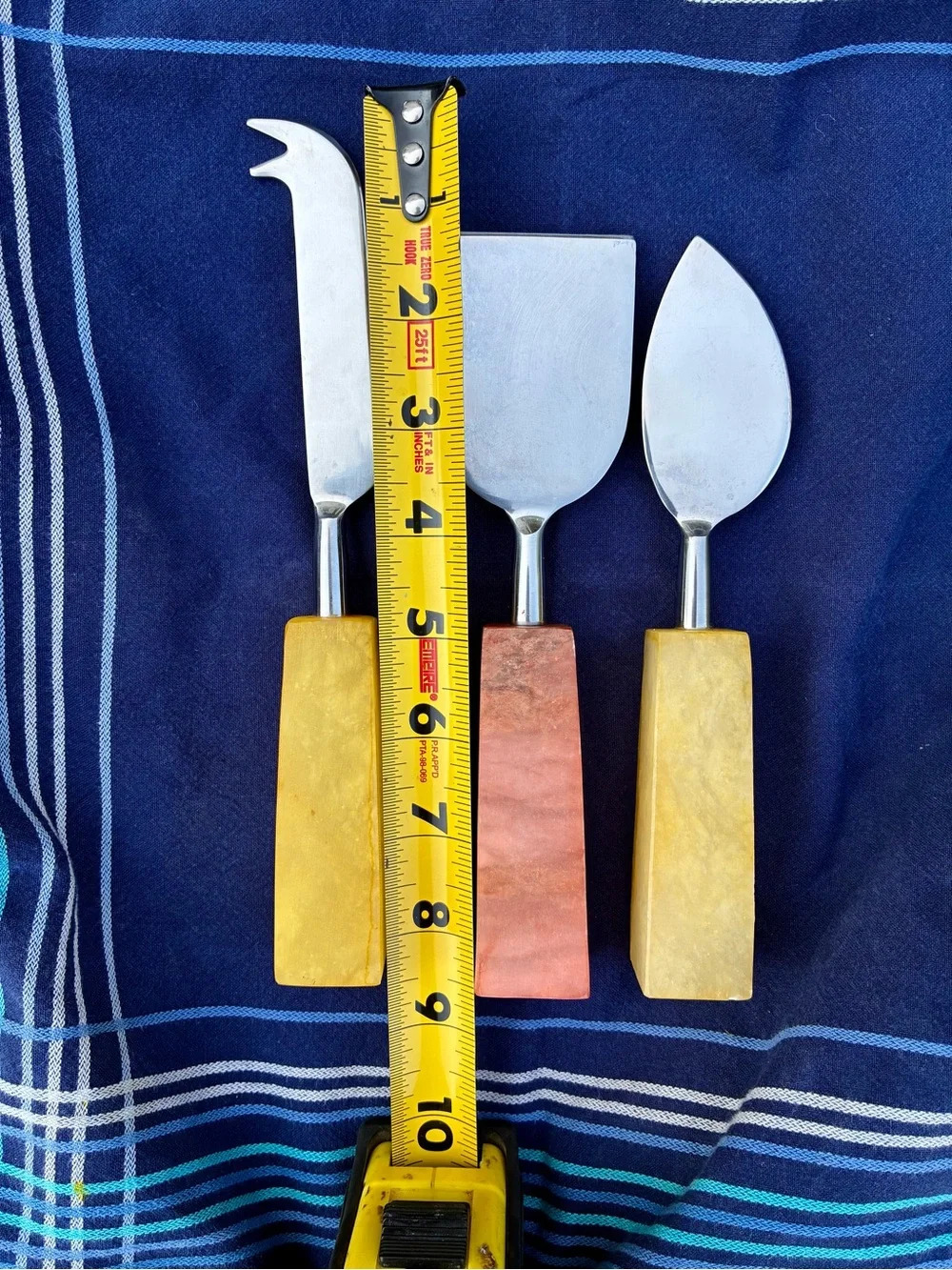 Three-Piece Quartz Handle Cheese Serving Knife Set - Yellow & Orange